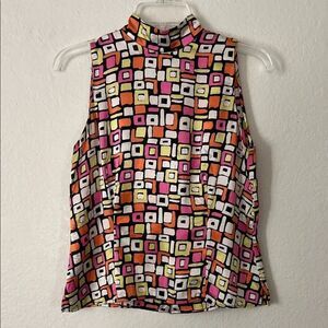 Like New! LINDA HUTTON 100% Silk Button-Up Back Mock Neck Top in Size 6P